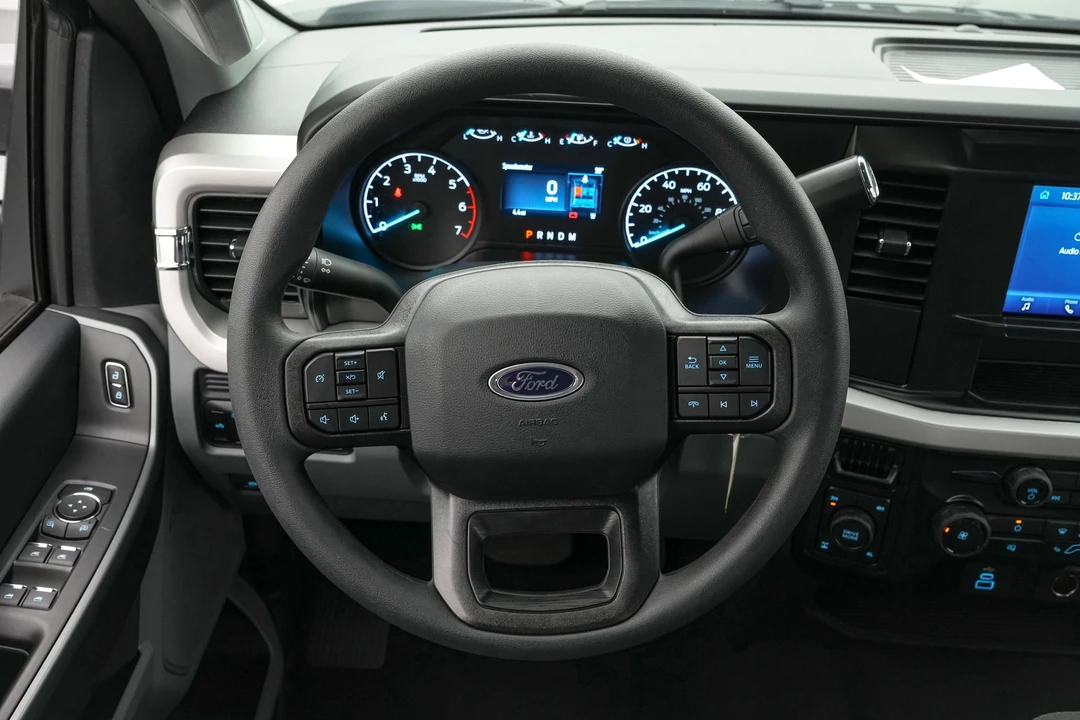 2026 Ford Super Duty 5th Gen - Image 15 of 21