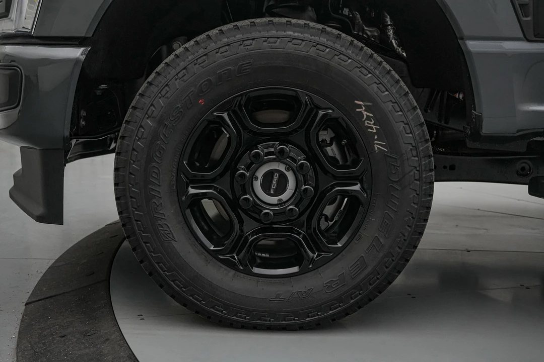 2026 Ford Super Duty 5th Gen - Image 12 of 21