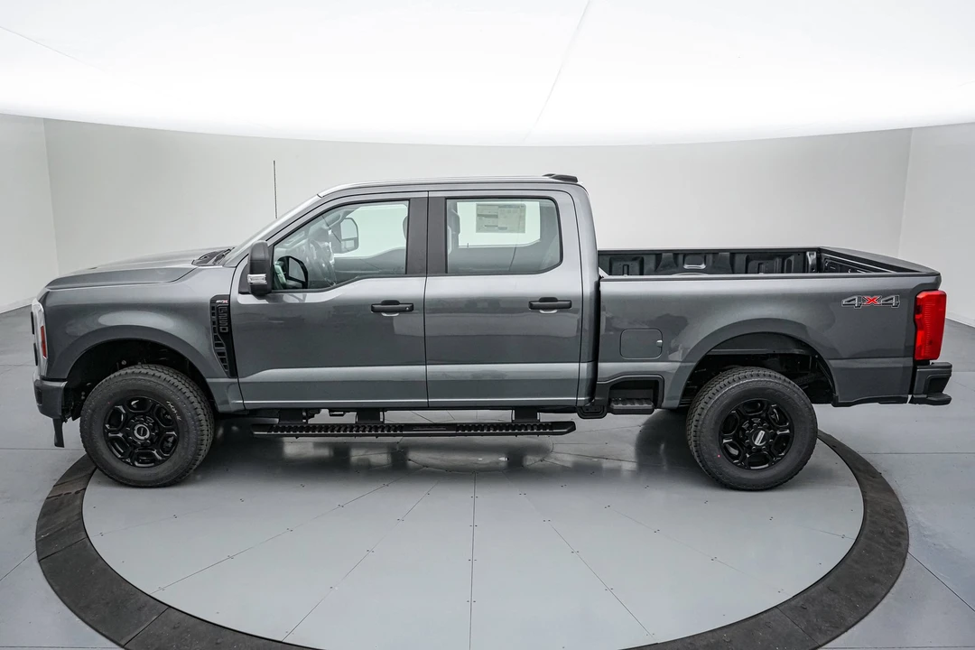 2026 Ford Super Duty 5th Gen - Image 9 of 21