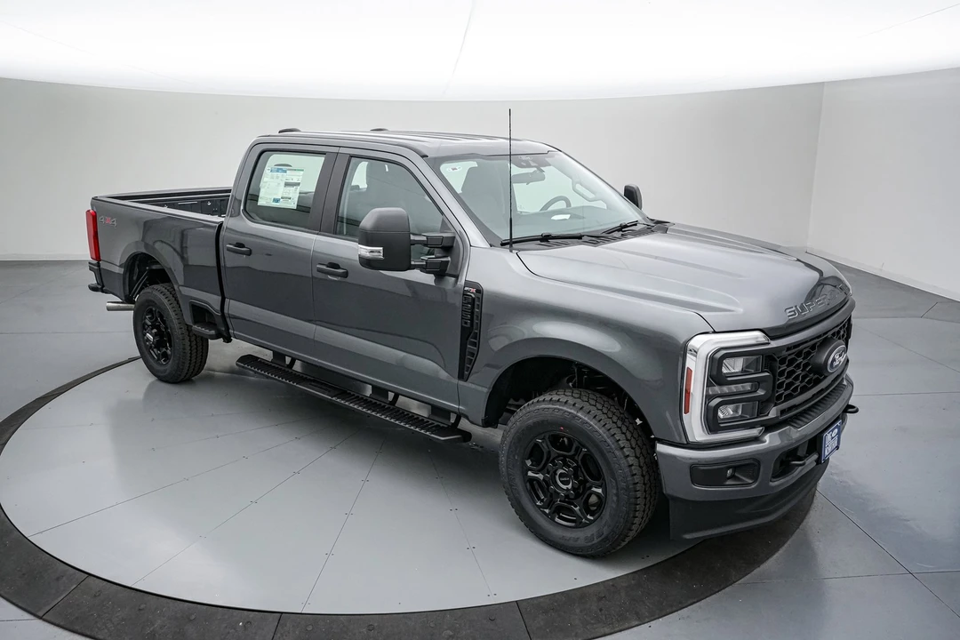 2026 Ford Super Duty 5th Gen - Image 2 of 21