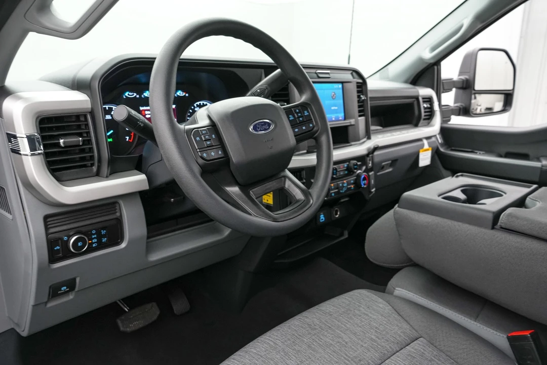 2026 Ford Super Duty 5th Gen - Image 14 of 23