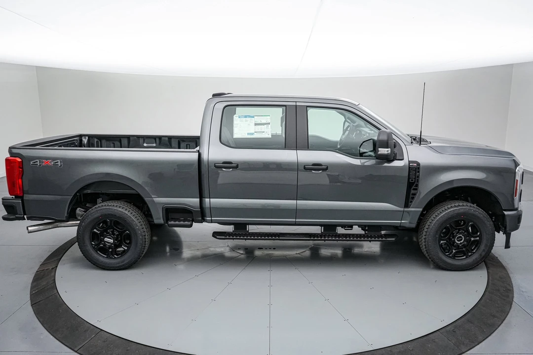 2026 Ford Super Duty 5th Gen - Image 4 of 23