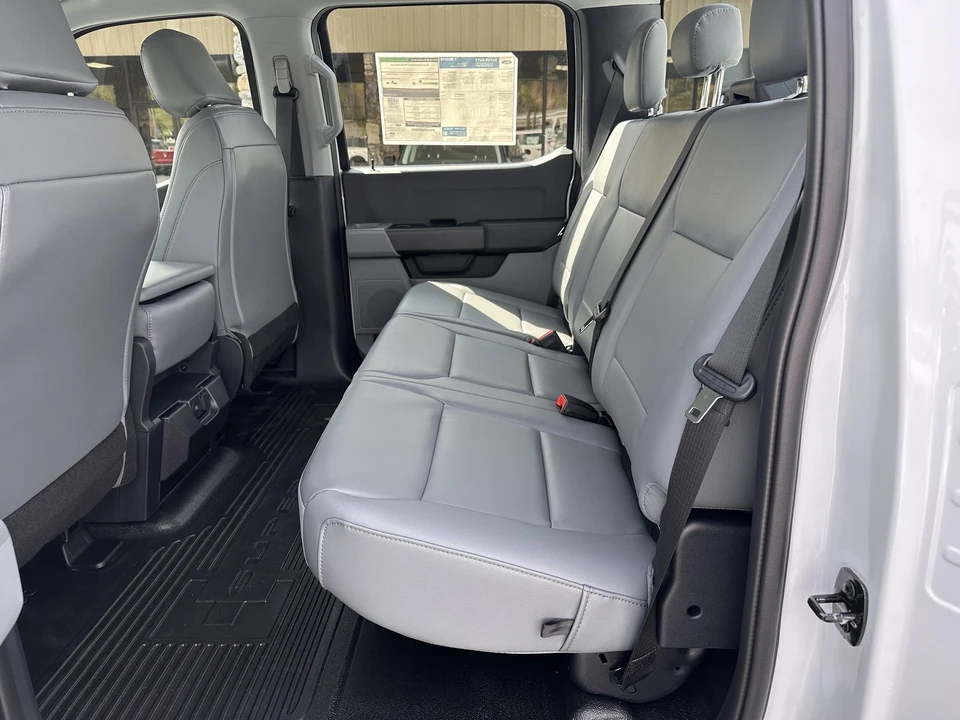 2026 Ford Super Duty 5th Gen - Image 13 of 31
