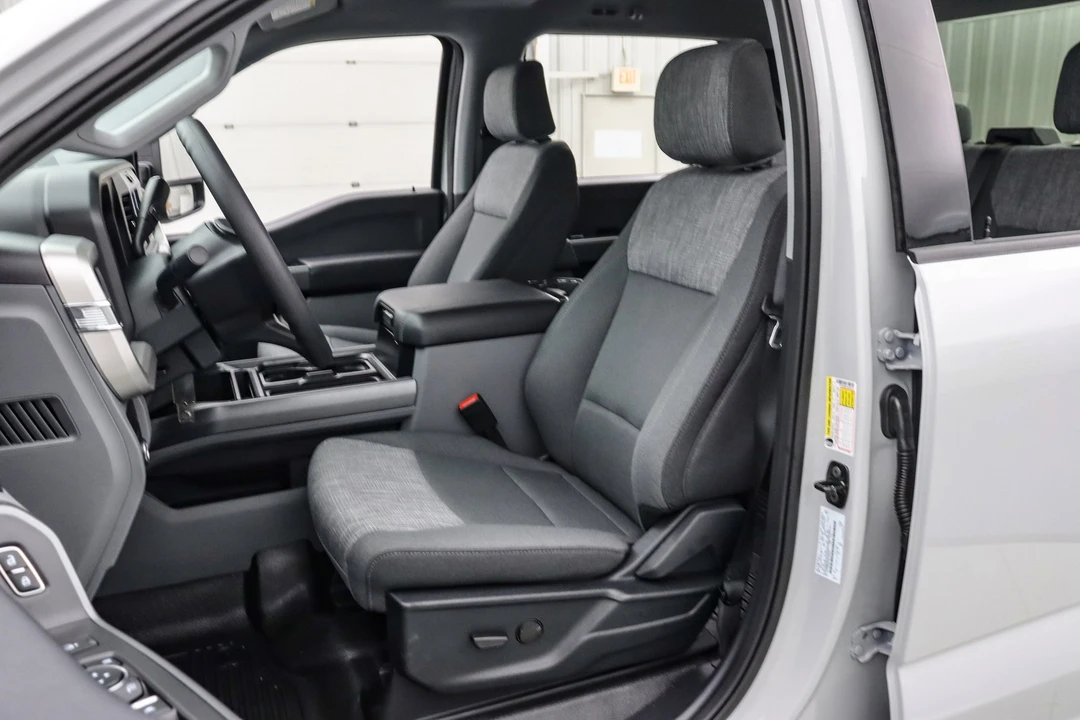 2026 Ford Super Duty 5th Gen - Image 14 of 21
