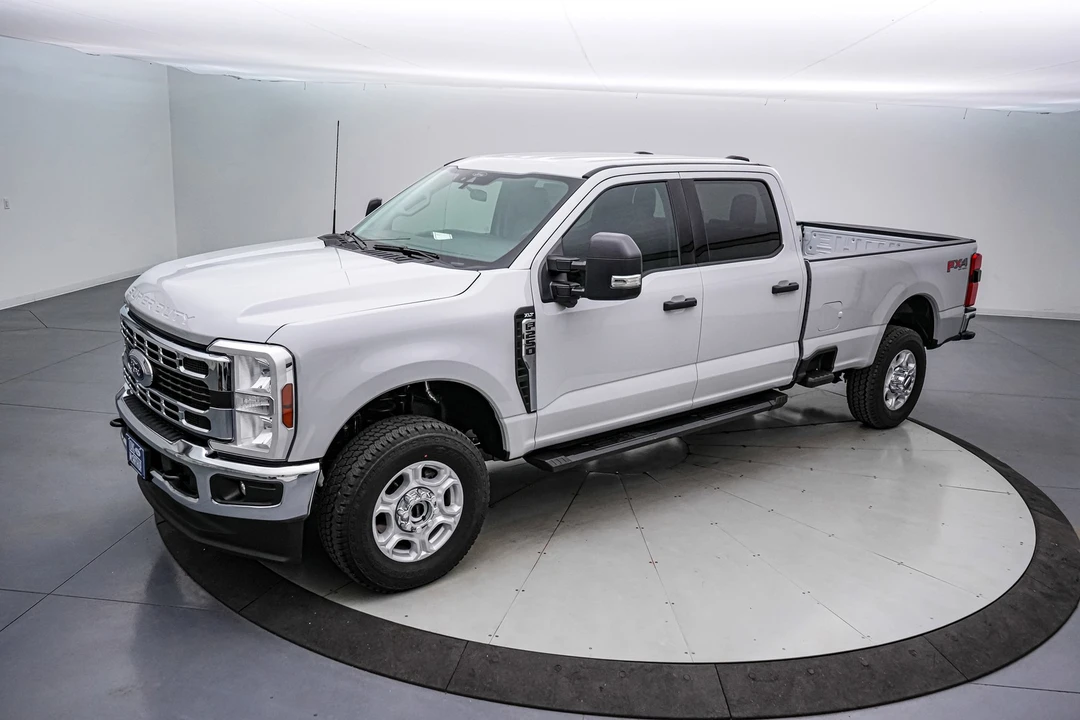 2026 Ford Super Duty 5th Gen - Image 9 of 21