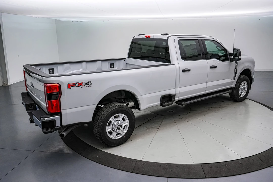 2026 Ford Super Duty 5th Gen - Image 5 of 21