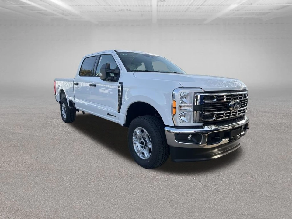 2026 Ford Super Duty 5th Gen - Image 2 of 11