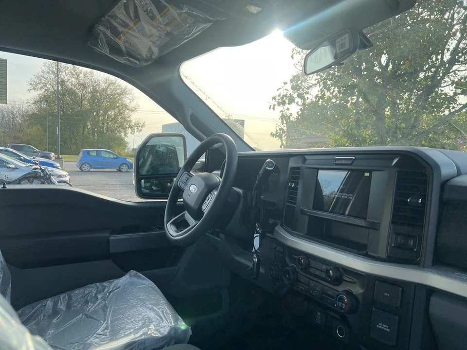 2026 Ford Super Duty 5th Gen - Image 10 of 11
