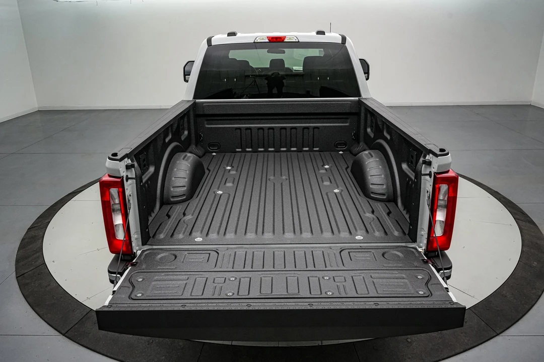 2026 Ford Super Duty 5th Gen - Image 8 of 21