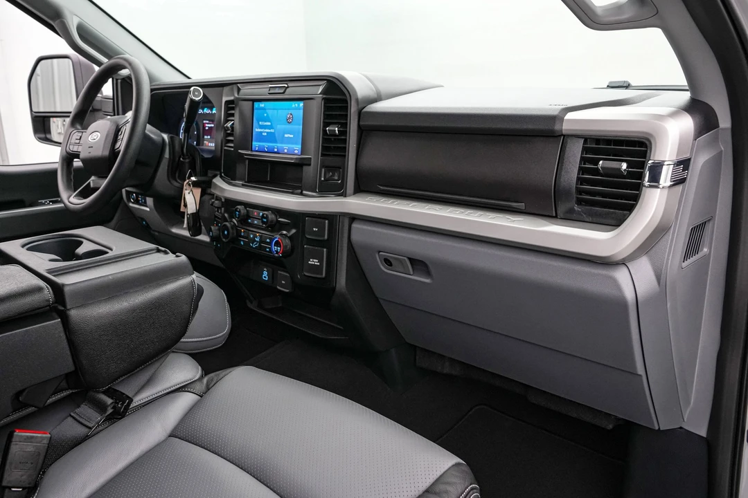 2026 Ford Super Duty 5th Gen - Image 23 of 28