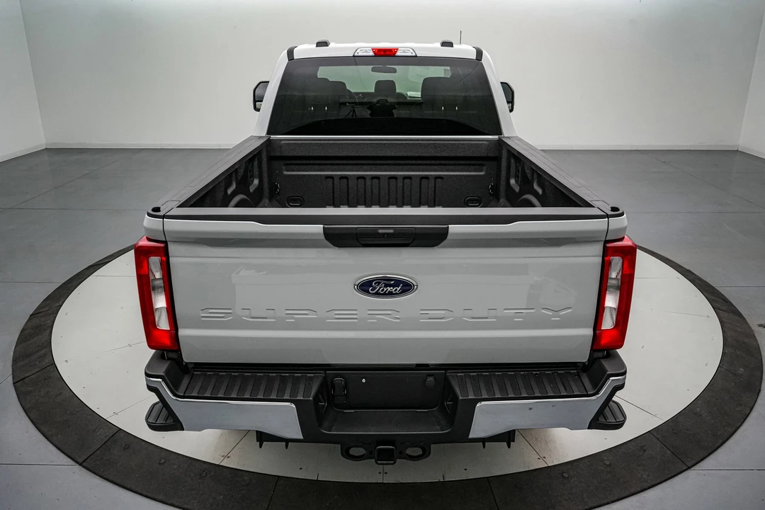 2026 Ford Super Duty 5th Gen - Image 7 of 21