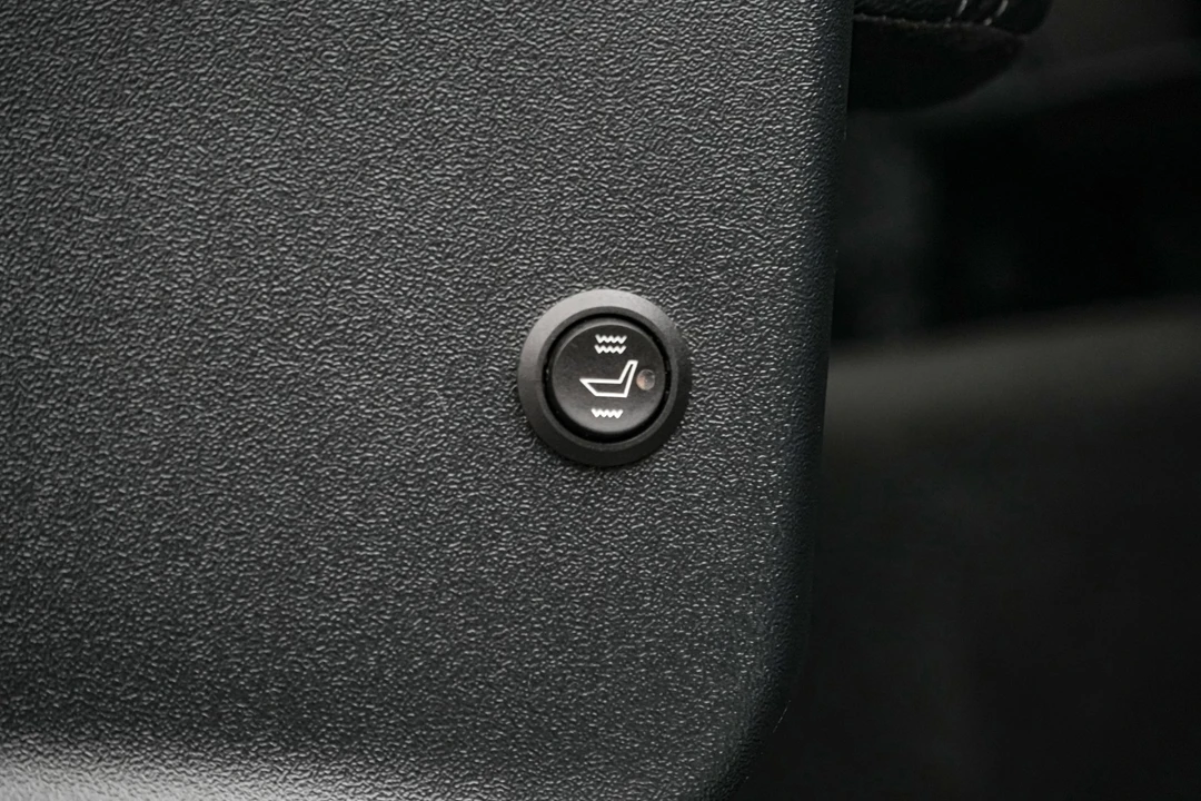 2026 Ford Super Duty 5th Gen - Image 26 of 28