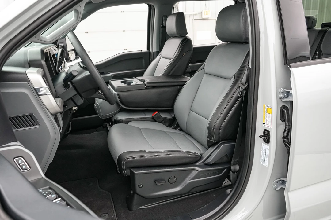 2026 Ford Super Duty 5th Gen - Image 15 of 28