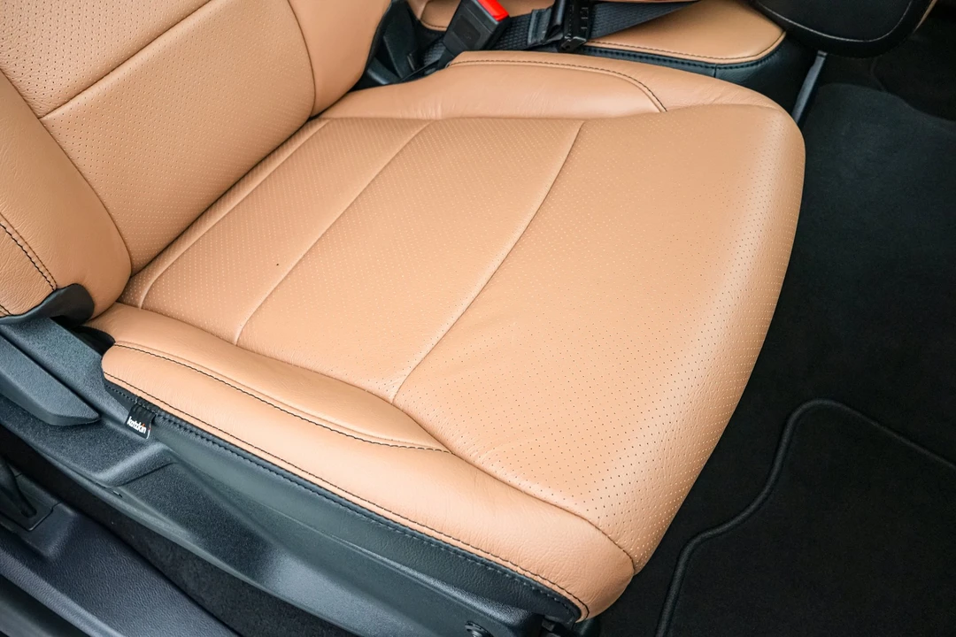 2026 Ford Super Duty 5th Gen - Image 25 of 28