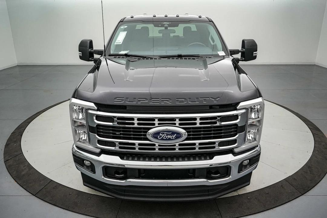 2026 Ford Super Duty 5th Gen - Image 11 of 21