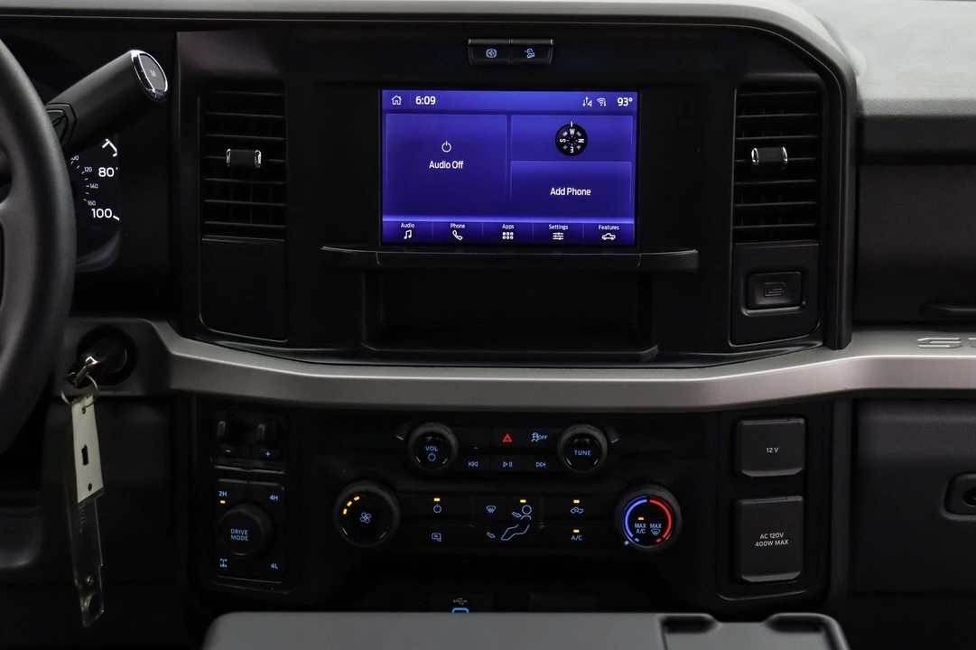 2026 Ford Super Duty 5th Gen - Image 19 of 21