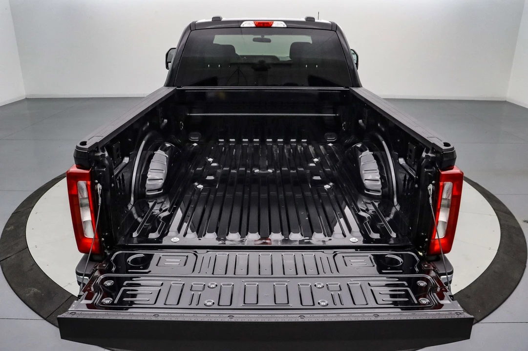 2026 Ford Super Duty 5th Gen - Image 7 of 21