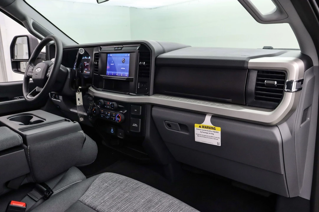 2026 Ford Super Duty 5th Gen - Image 24 of 26