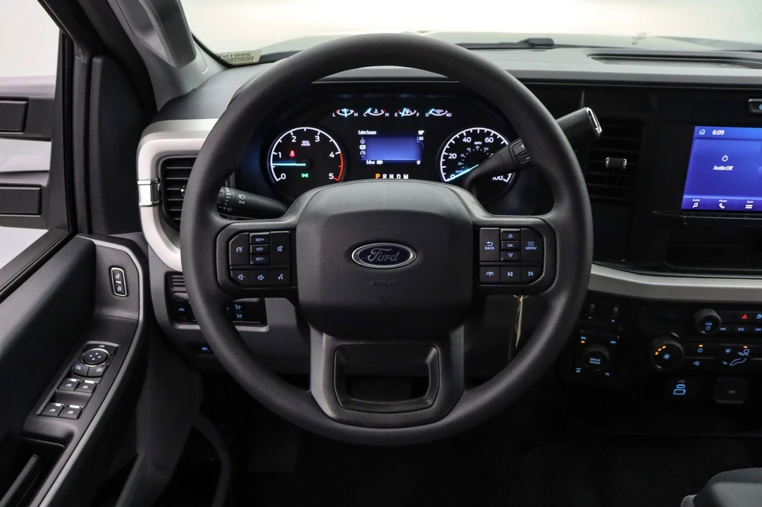 2026 Ford Super Duty 5th Gen - Image 17 of 26