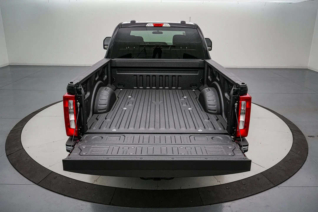 2026 Ford Super Duty 5th Gen - Image 8 of 25