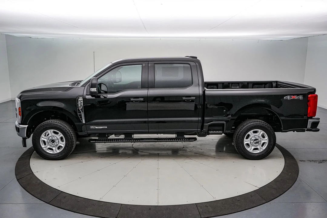 2026 Ford Super Duty 5th Gen - Image 10 of 21