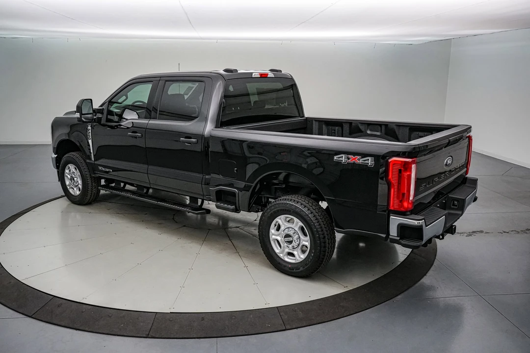 2026 Ford Super Duty 5th Gen - Image 9 of 21