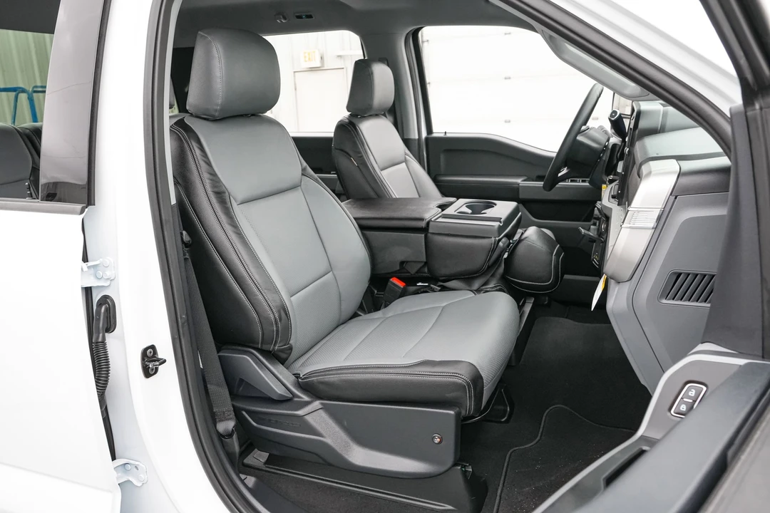 2026 Ford Super Duty 5th Gen - Image 22 of 28