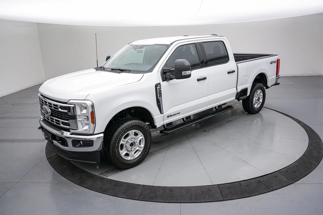 2026 Ford Super Duty 5th Gen - Image 12 of 29