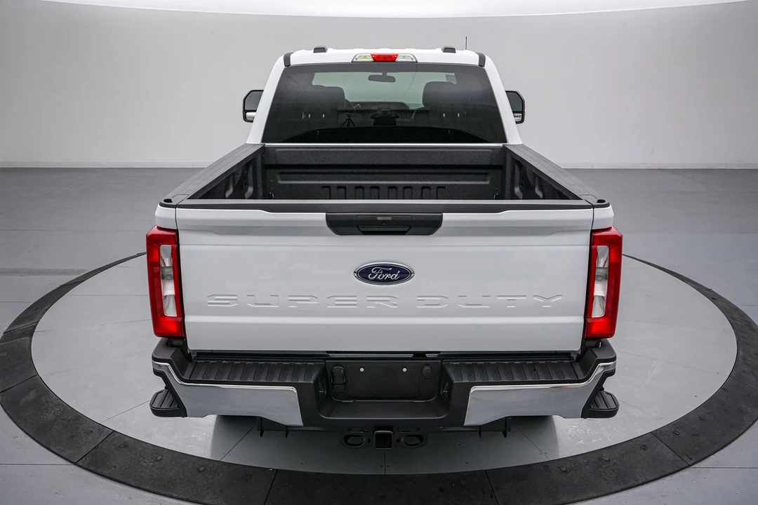 2026 Ford Super Duty 5th Gen - Image 7 of 21