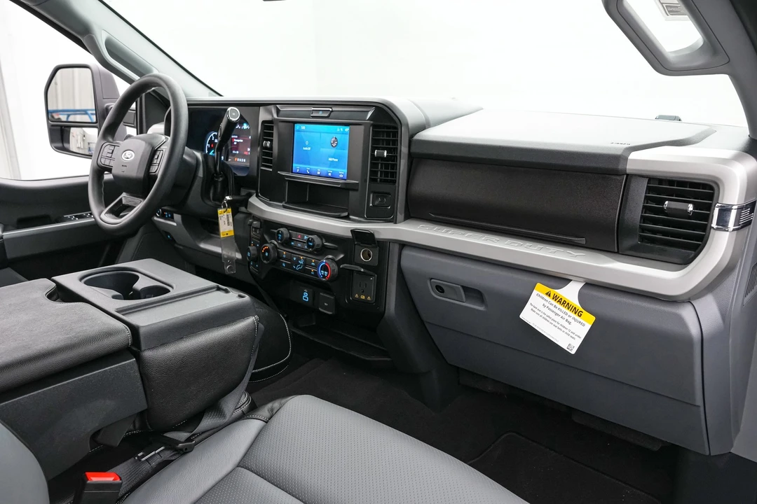 2026 Ford Super Duty 5th Gen - Image 23 of 28