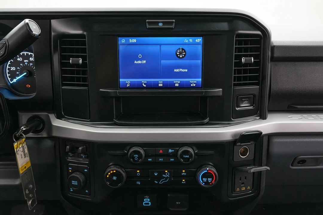2026 Ford Super Duty 5th Gen - Image 18 of 28