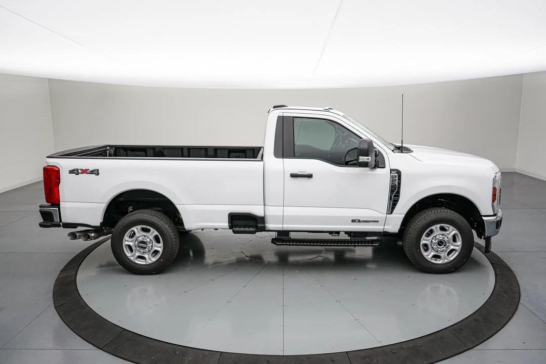 2026 Ford Super Duty 5th Gen - Image 4 of 23