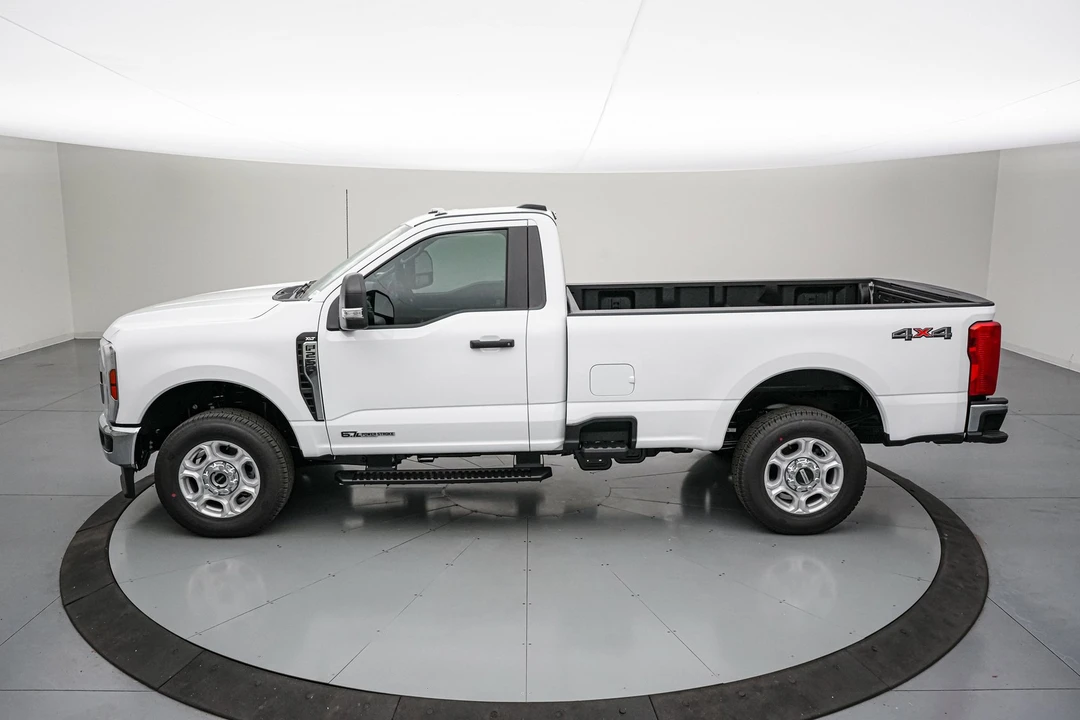 2026 Ford Super Duty 5th Gen - Image 9 of 23