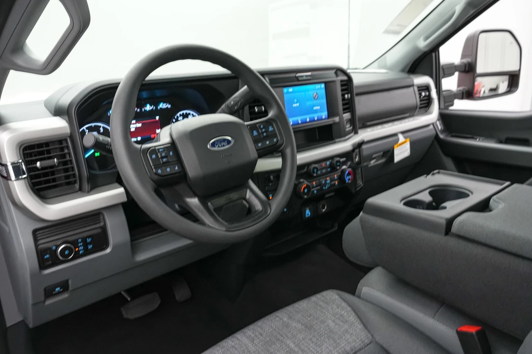 2026 Ford Super Duty 5th Gen - Image 14 of 23