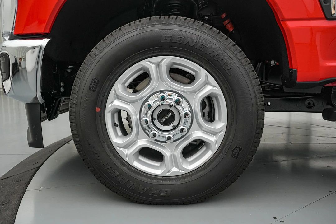 2026 Ford Super Duty 5th Gen - Image 12 of 23