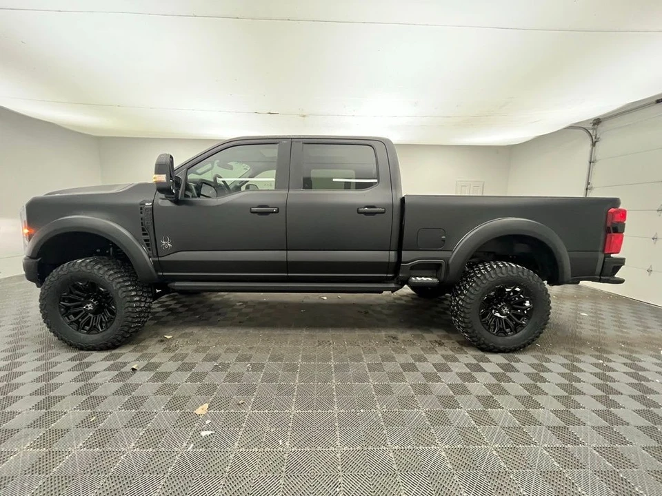 2026 Ford Super Duty 5th Gen - Image 9 of 12