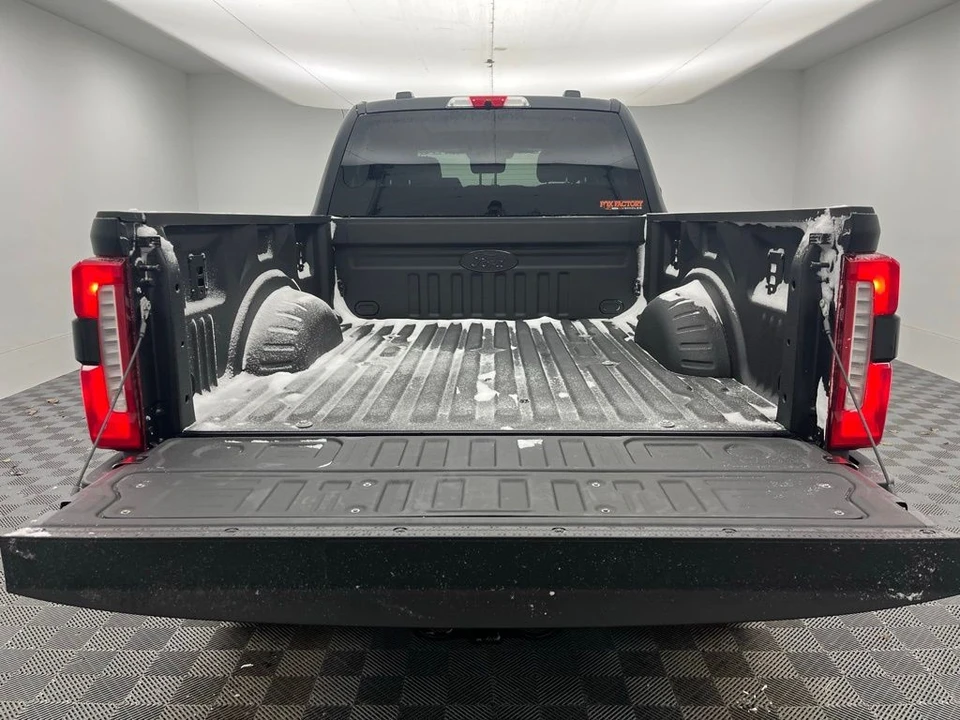2026 Ford Super Duty 5th Gen - Image 11 of 12