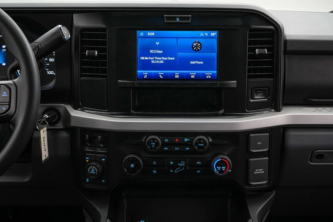 2026 Ford Super Duty 5th Gen - Image 20 of 21