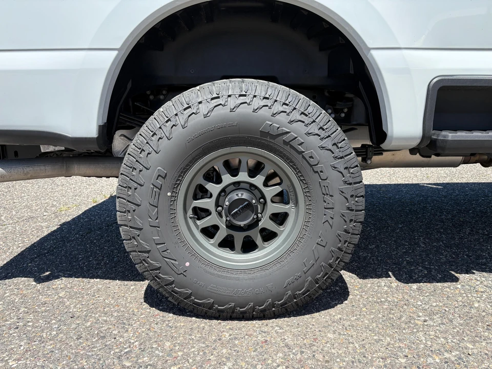2026 Ford Super Duty 5th Gen - Image 17 of 31