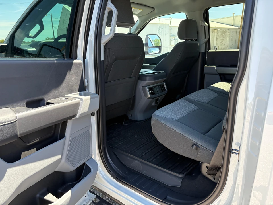 2026 Ford Super Duty 5th Gen - Image 24 of 31