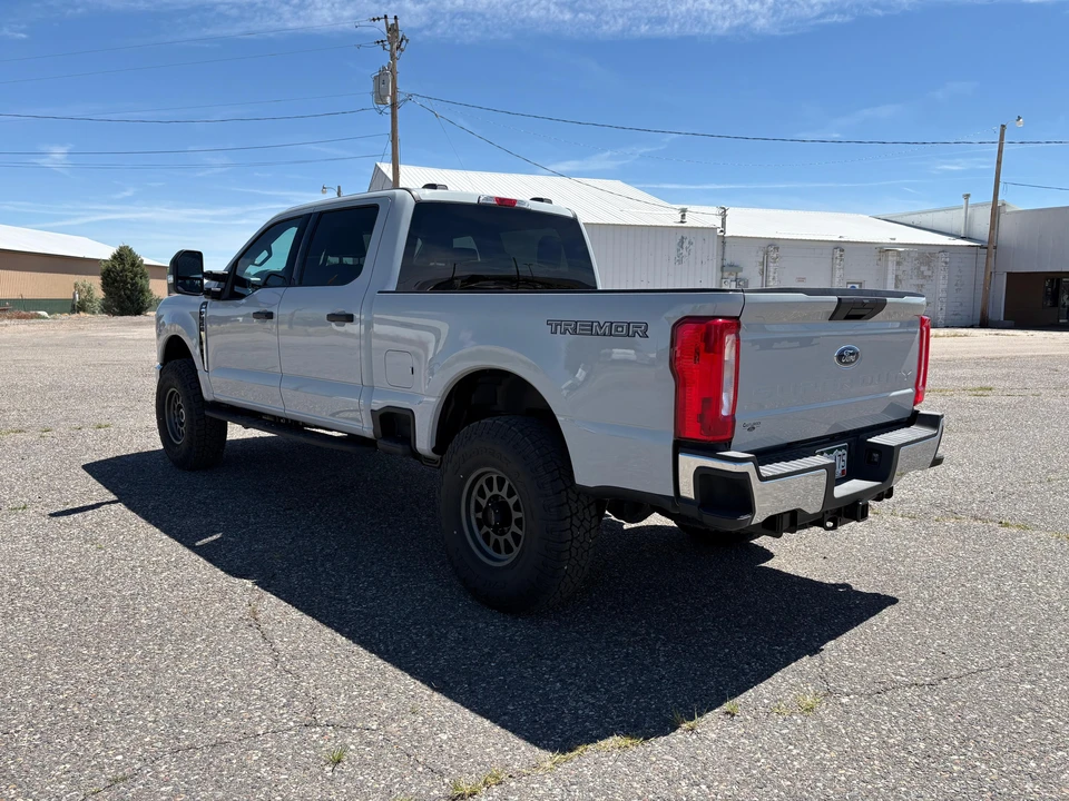 2026 Ford Super Duty 5th Gen - Image 8 of 31