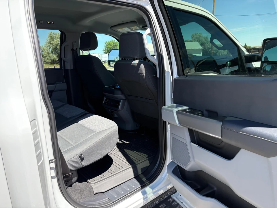 2026 Ford Super Duty 5th Gen - Image 25 of 31