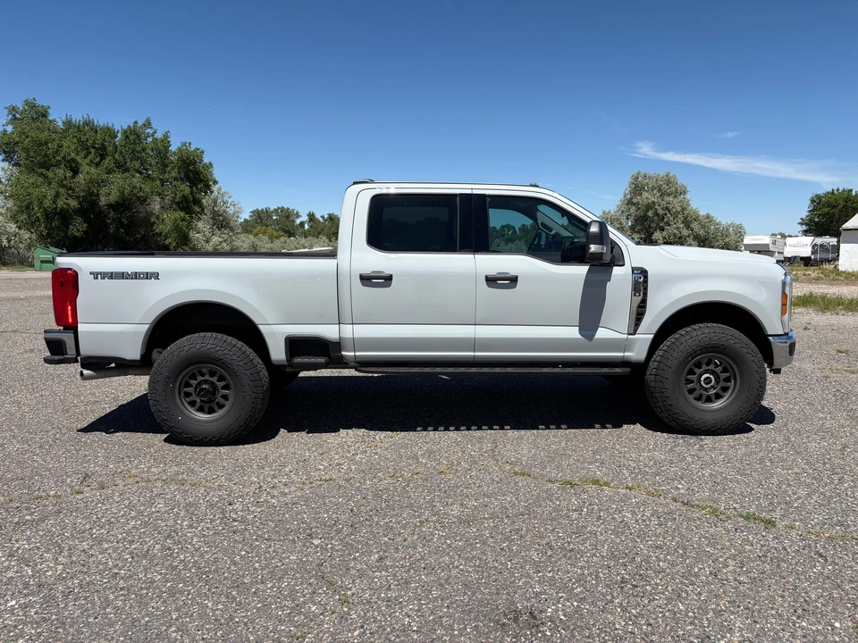 2026 Ford Super Duty 5th Gen - Image 10 of 31