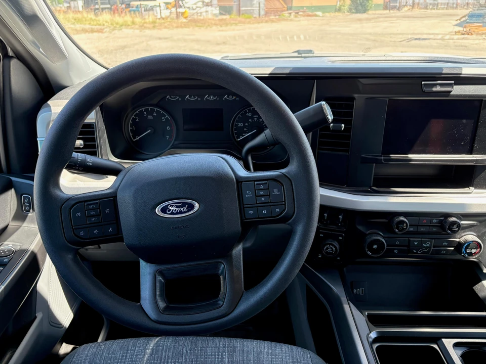 2026 Ford Super Duty 5th Gen - Image 29 of 31