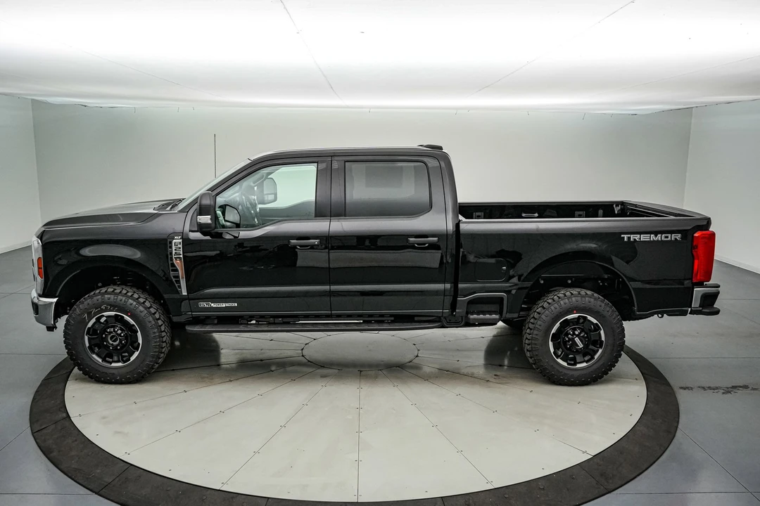 2026 Ford Super Duty 5th Gen - Image 9 of 21