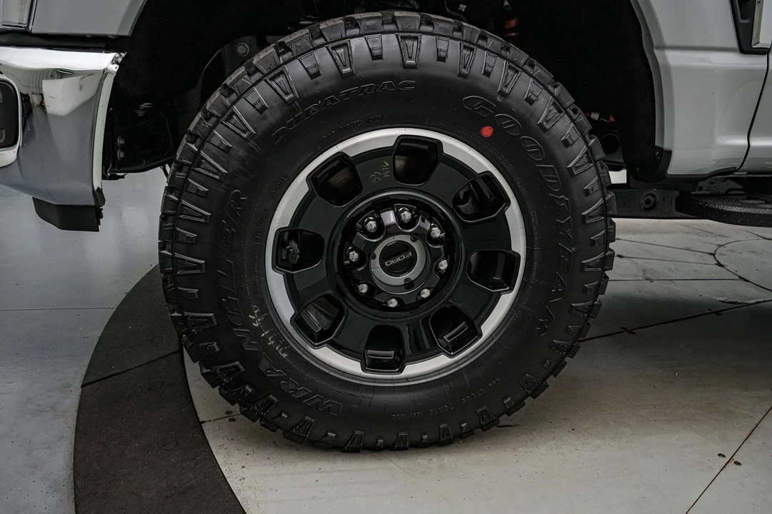 2026 Ford Super Duty 5th Gen - Image 13 of 27