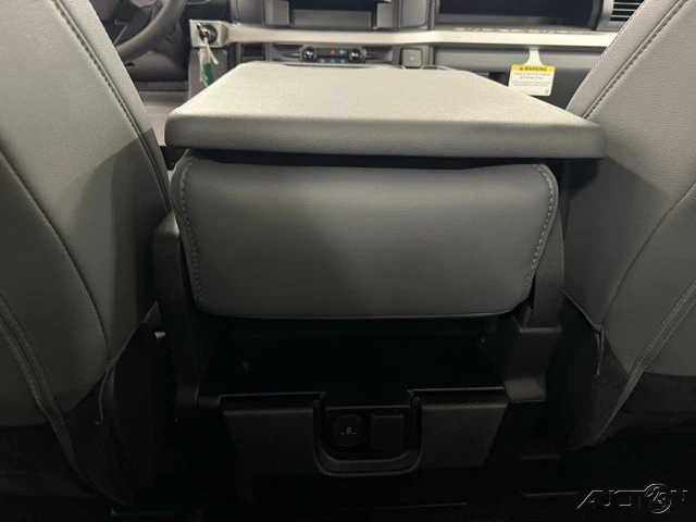 2026 Ford Super Duty 5th Gen - Image 14 of 19