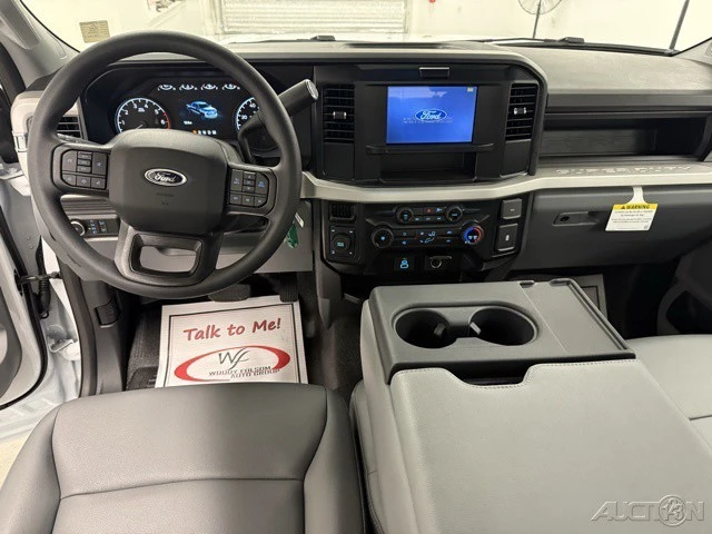 2026 Ford Super Duty 5th Gen - Image 16 of 19