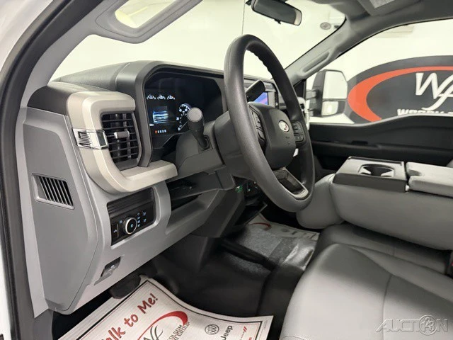 2026 Ford Super Duty 5th Gen - Image 10 of 19