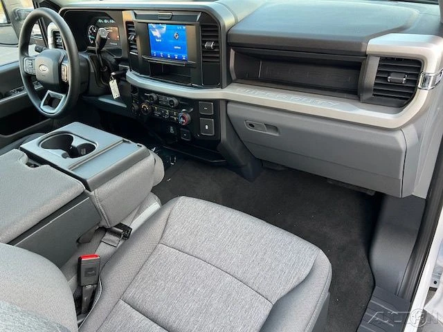 2026 Ford Super Duty 5th Gen - Image 18 of 21